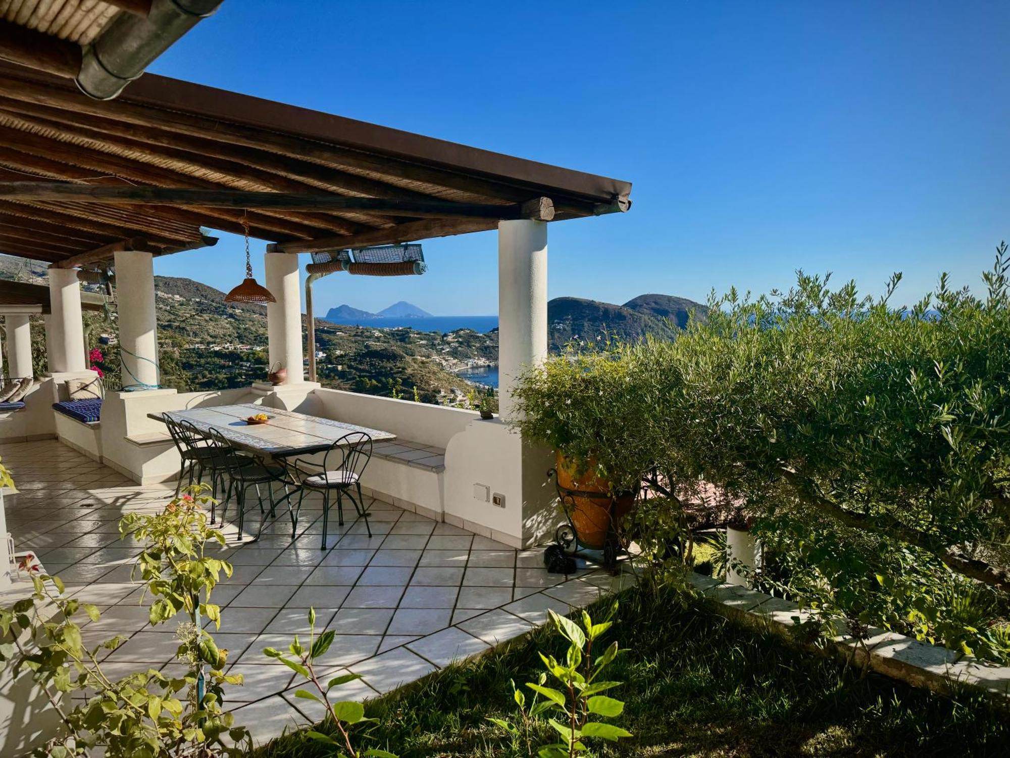 Villa 'A Pisa Lipari  Extérieur photo