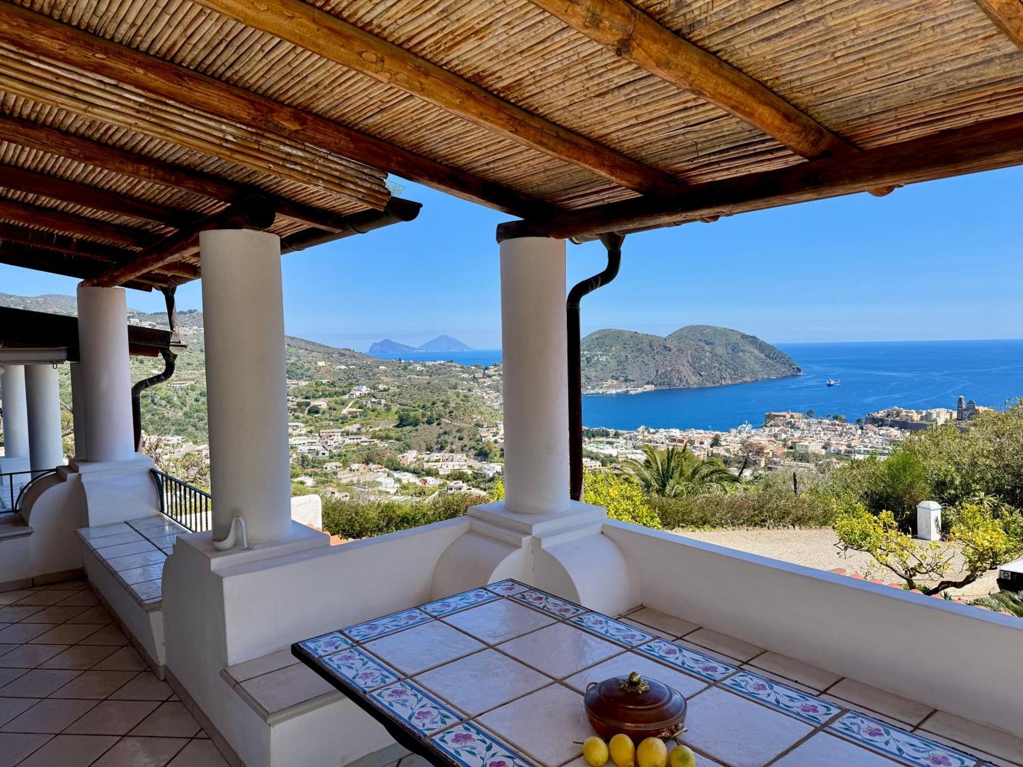Villa 'A Pisa Lipari  Extérieur photo